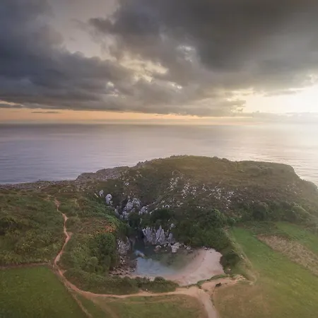 El Tinganon Llanes